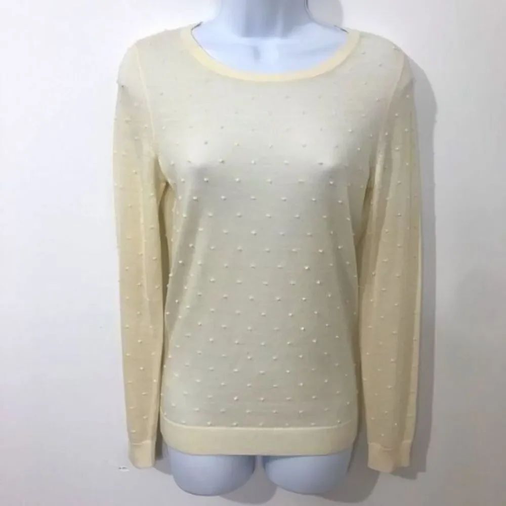 Hugo boss lightweight sweater size XS.  A285